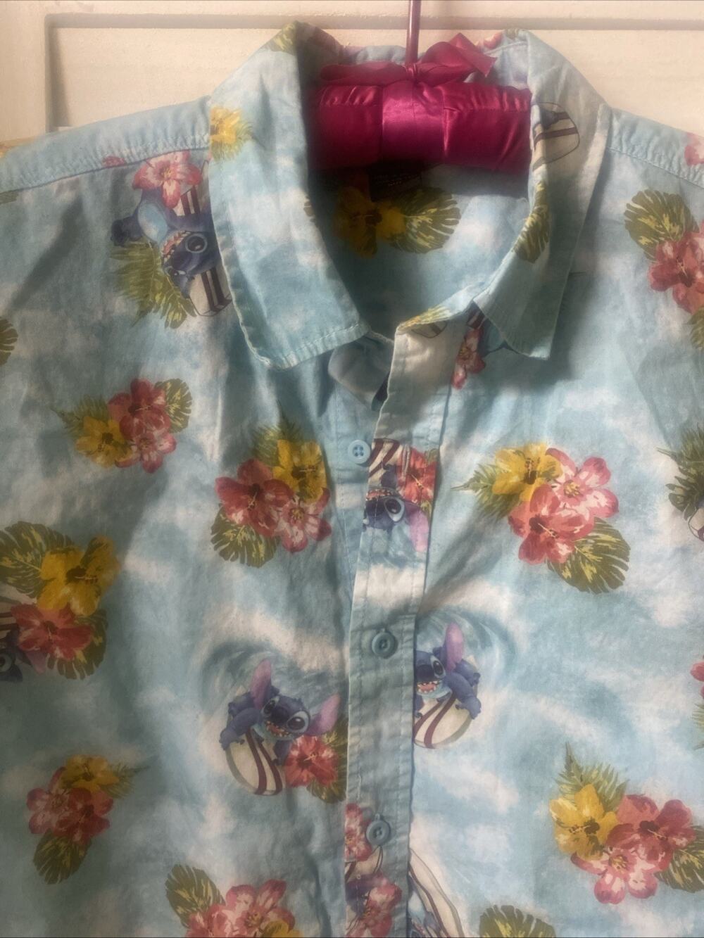 Disney Shirt Men’s Medium Blue Lilo & Stitch Hawaiian Button Up Print Casual